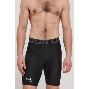 Under Armour pantaloni scurți de antrenament culoarea negru