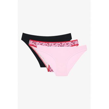 Set de chiloti brazilieni din amestec de bumbac- 3 perechi - Rosu - Negru - Roz -