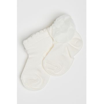 Sosete scurte cu aplicatie in forma de floare