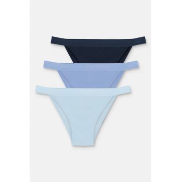Set de chiloti brazilieni din amestec de bumbac - 3 perechi Set de chiloti brazilieni din amestec de bumbac - 3 perechi