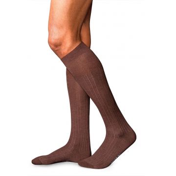 Sosete lungi din amestec de casmir cu textura fina No. 2