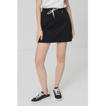 Fusta mini cu snur in talie