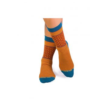 Sosete bambus FINE BAMBOO cu buline si dungi maro galben