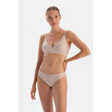 Chiloti brazilieni fara cusaturi