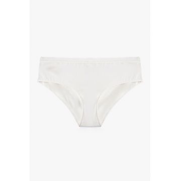 Chiloti uni cu croiala lejera