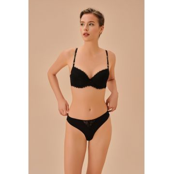 Chiloti tanga cu insertie de dantela