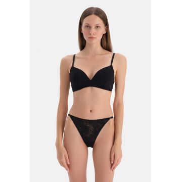 Chiloti de dantela cu animal print