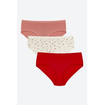 Set de chiloti cu model de Craciun si model uni - 3 perechi