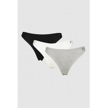 Set de chiloti tanga din amestec de bumbac - 3 perechi