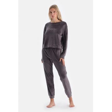 Pijama cu imprimeu text si maneci lungi - Lila pal