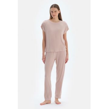 Pijama striata cu model uni - Roz prafuit