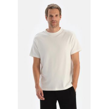 Tricou de casa cu decolteu la baza gatului - Alb murdar