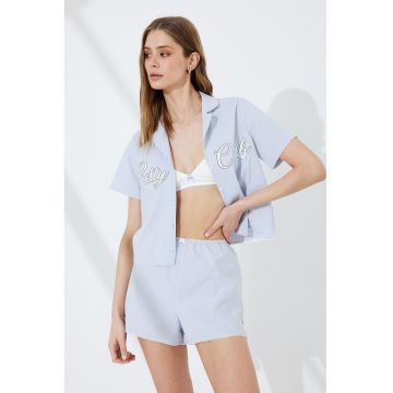 Pantaloni scurti de pijama din amestec de bumbac cu model in dungi - Albastru lavanda/Alb optic