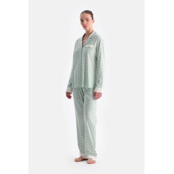 Pijama cu imprimeu si nasturi - Verde pal/Verde menta