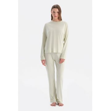 Pijama uni din amestec de modal - Verde fistic