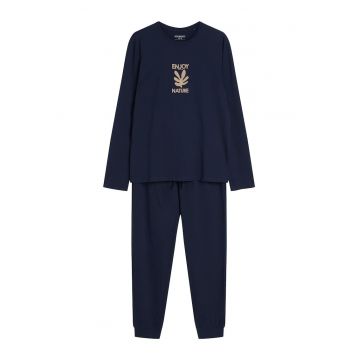 Pijamale pentru barbati confectionate din materiale de inalta calitate - oferind confort si un somn odihnitor - Level