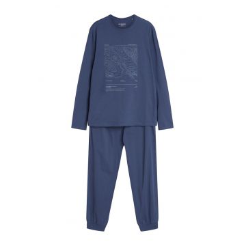 Pijamale relaxante si confortabile pentru barbati - pentru somn - cu un model grafic unic in culorea albastra - Local