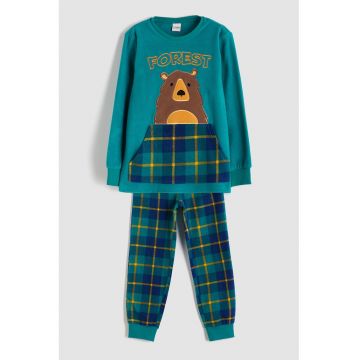 Pijama lunga cu model si buzunar kangaroo - Verde/Galben/Albastru