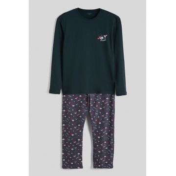 Pijama slim fit cu model de Craciun - Alb/Verde englez/Gri inchis