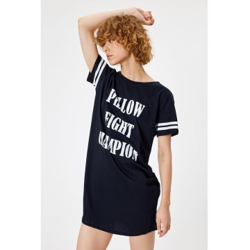 Camasa de noapte din bumbac cu imprimeu text