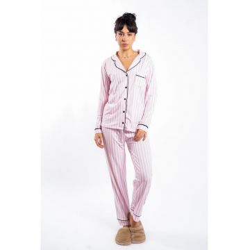 Pijama cu imprimeu in dungi - roz