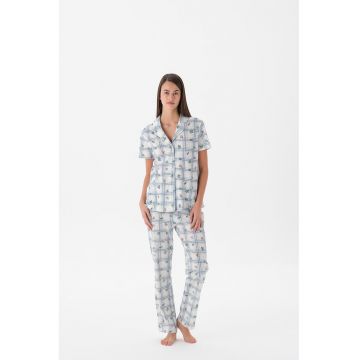 Pijama cu nasturi si model in carouri - Alb/Albastru pastel