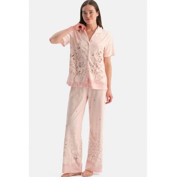 Pijama din amestec de modal cu pantaloni lungi si imprimeu floral - Roz deschis