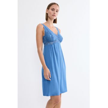 Camasa de noapte din amestec de modal cu dantela Timeless Sensuality - Albastru pastel -
