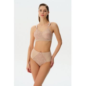 Chiloti cu insertii din dantela