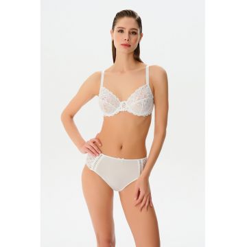 Chiloti cu talie inalta si insertii din dantela