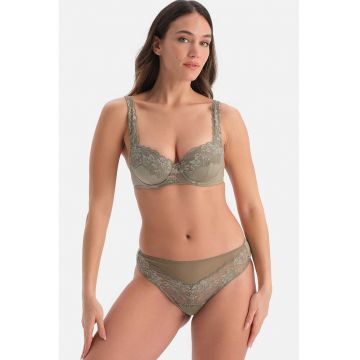 Chiloti cu garnituri din dantela - Kaki