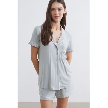 Pijama cu pantaloni scurti si model uni - Gri cenusiu