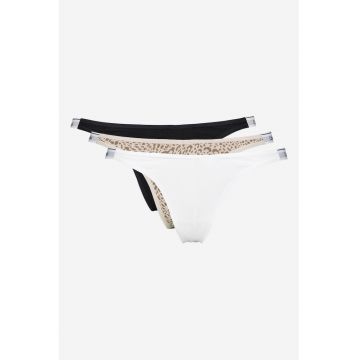 Set de chiloti tanga cu logo - 3 perechi - Alb/Negru/Maro nisip