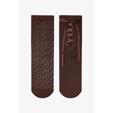 Sosete lungi cu model inimi si prindere cu funda - Maro inchis