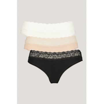 Set de chiloti brazilieni cu dantela - 3 perechi - Alb fildes/Negru/Bej inchis