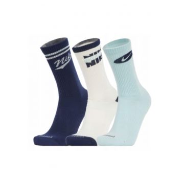 Sosete Unisex -  HJ9336 902 - Marimea 39-42 - Multicolor - Tehnologia Dri-Fit Pentru Uscare Si Confort - Banda Elastica Pe Arcada Piciorului Pentru Stabilitate - Varf Intarit Pentru Durabilitate - Material Foarte Moale