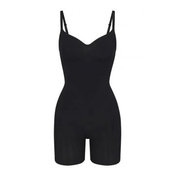 Lenjerie modelatoare  body tricotat - guler inima - negru - fabricat din tesatura de inalta calitate -