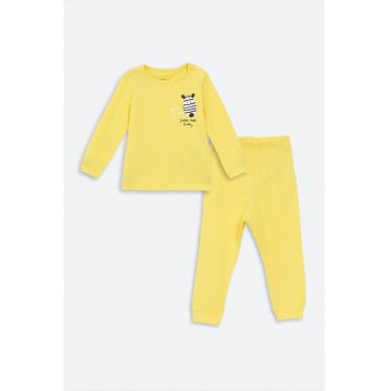 Pijama lunga cu imprimeu grafic