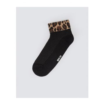 Sosete cu animal print scurte