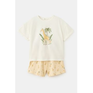 Pijama din bumbac cu pantaloni scurti si model - Galben pal