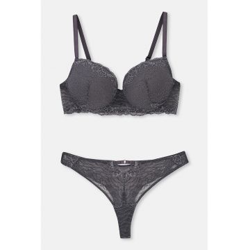 Set de sutien si chiloti cu dantela - 2 piese - Gri