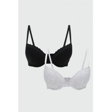 Set de sutiene cu garnitura de dantela - 2 piese