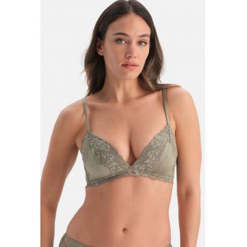 Sutien cu cupe triunghiulare si insertii din dantela - Kaki