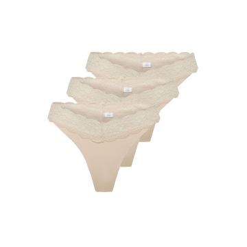 Set de chiloti tanga cu garnituri din dantela Chloe - 3 perechi - Bej